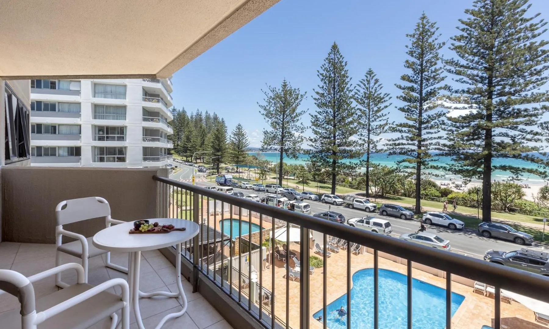 Columbia Beachfront Apartments On Rainbow Bay Gold Coast