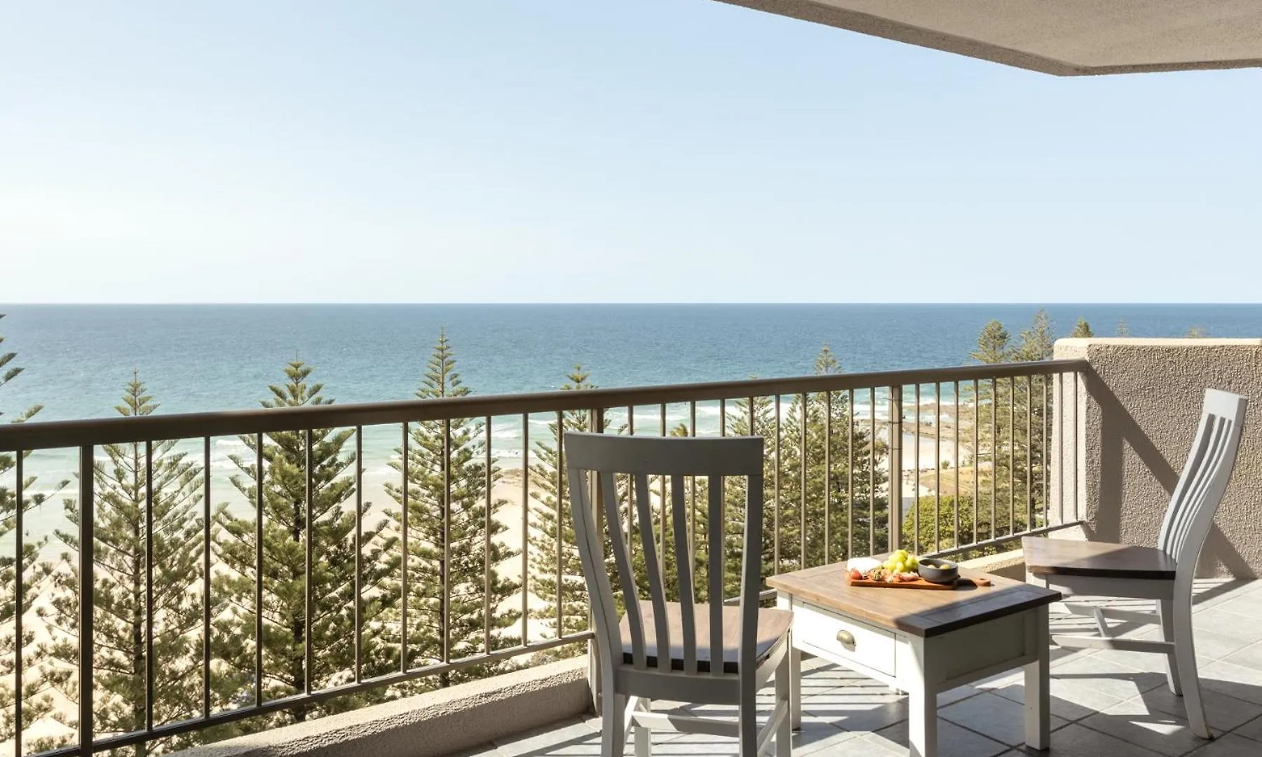 Appart hôtel Columbia Beachfront Apartments On Rainbow Bay Gold Coast