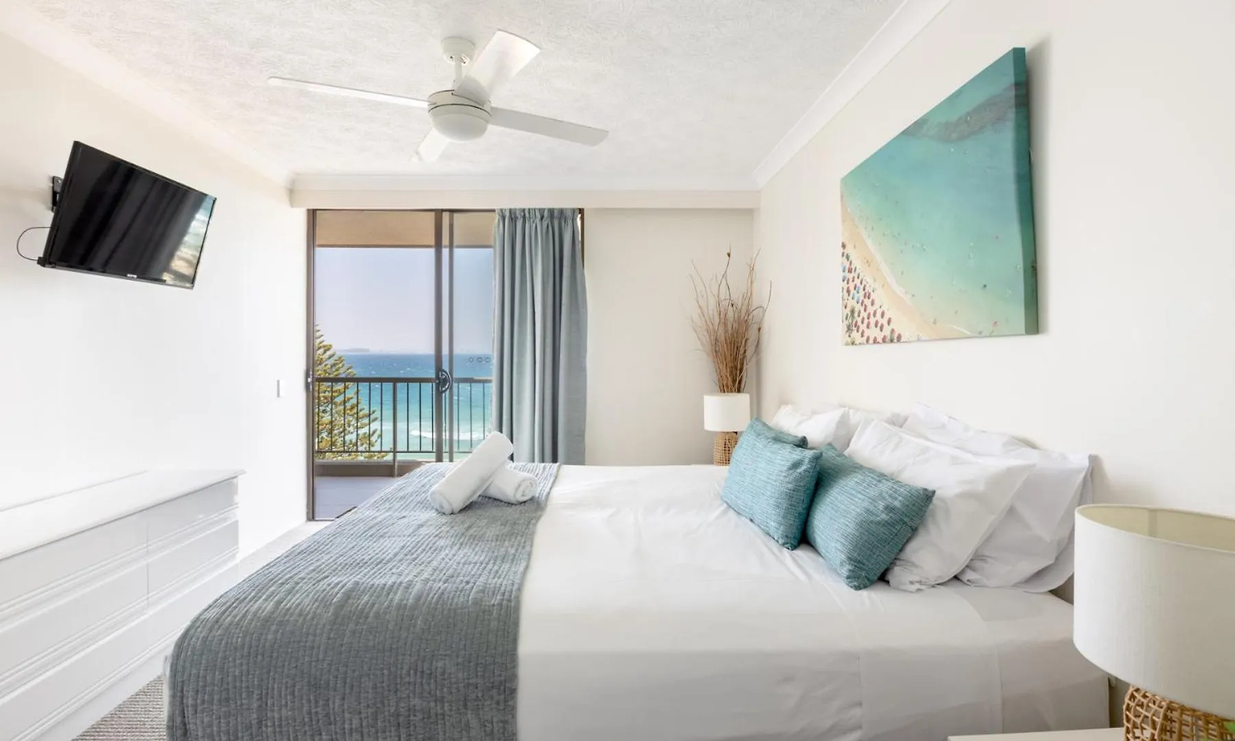 Columbia Beachfront Apartments On Rainbow Bay Gold Coast 4*,  Australie