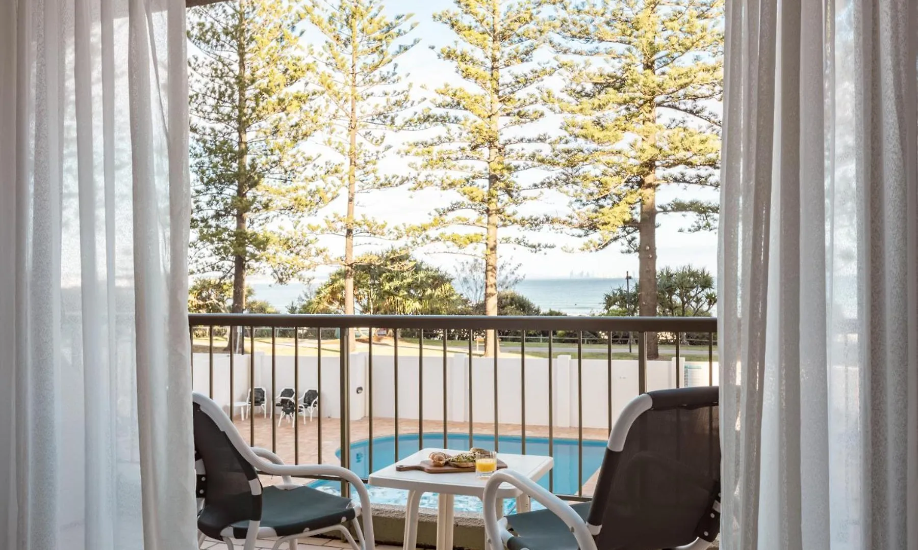 Columbia Beachfront Apartments On Rainbow Bay Gold Coast Appart hôtel