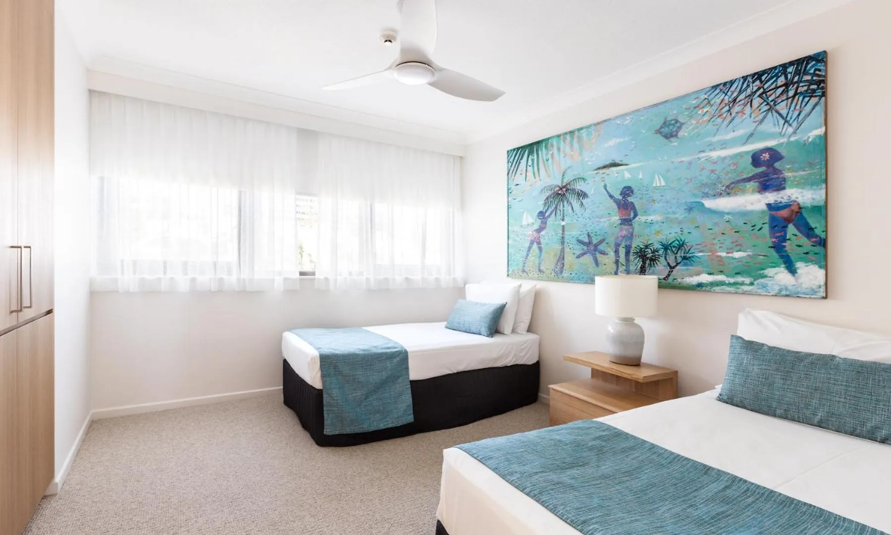 Columbia Beachfront Apartments On Rainbow Bay Gold Coast Australia