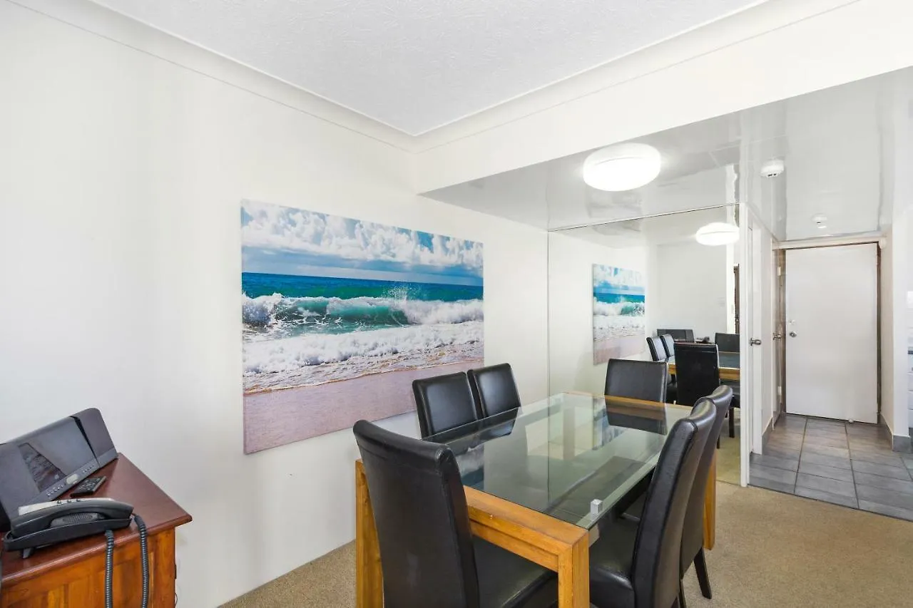 Lejlighedshotel Columbia Beachfront Apartments On Rainbow Bay Gold Coast