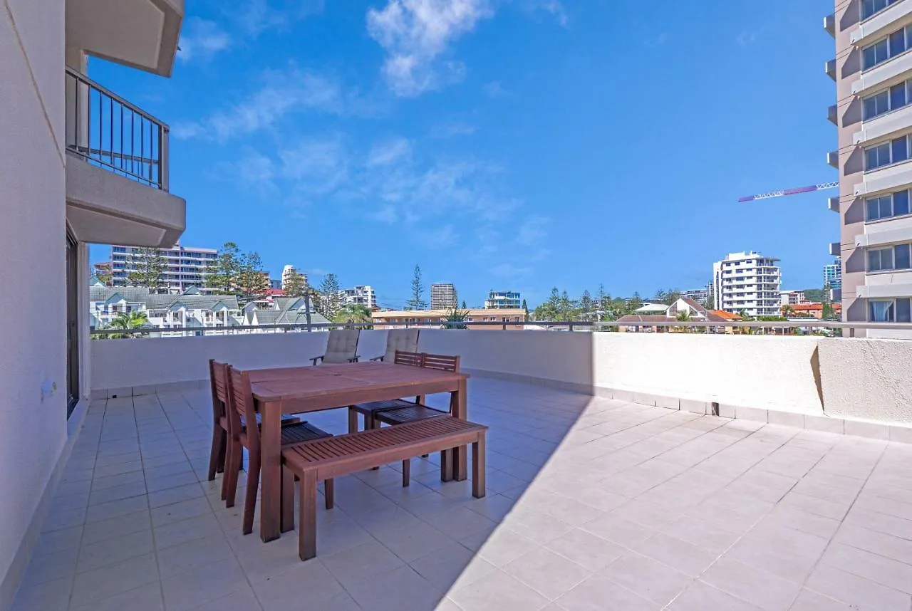 Columbia Beachfront Apartments On Rainbow Bay Gold Coast 4*,  Austrálie