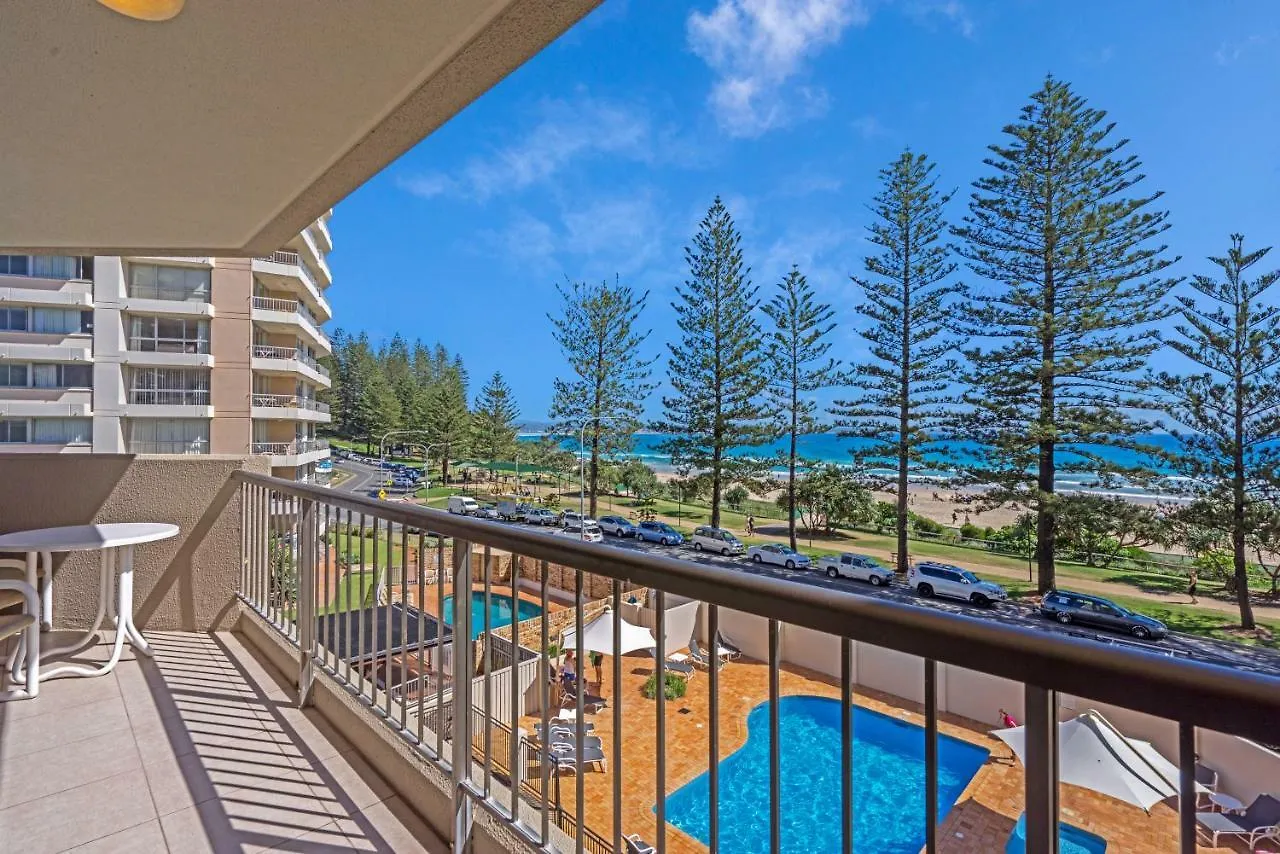 גולד קוסט Columbia Beachfront Apartments On Rainbow Bay 4*, גולד קוסט אוסטרליה