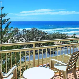 Seacrest Beachfront Surfers Paradise Aparthotel